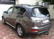 Mitsubishi Outlander 10