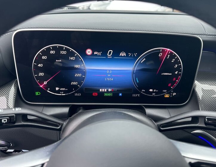 Mercedes-Benz GLC 10