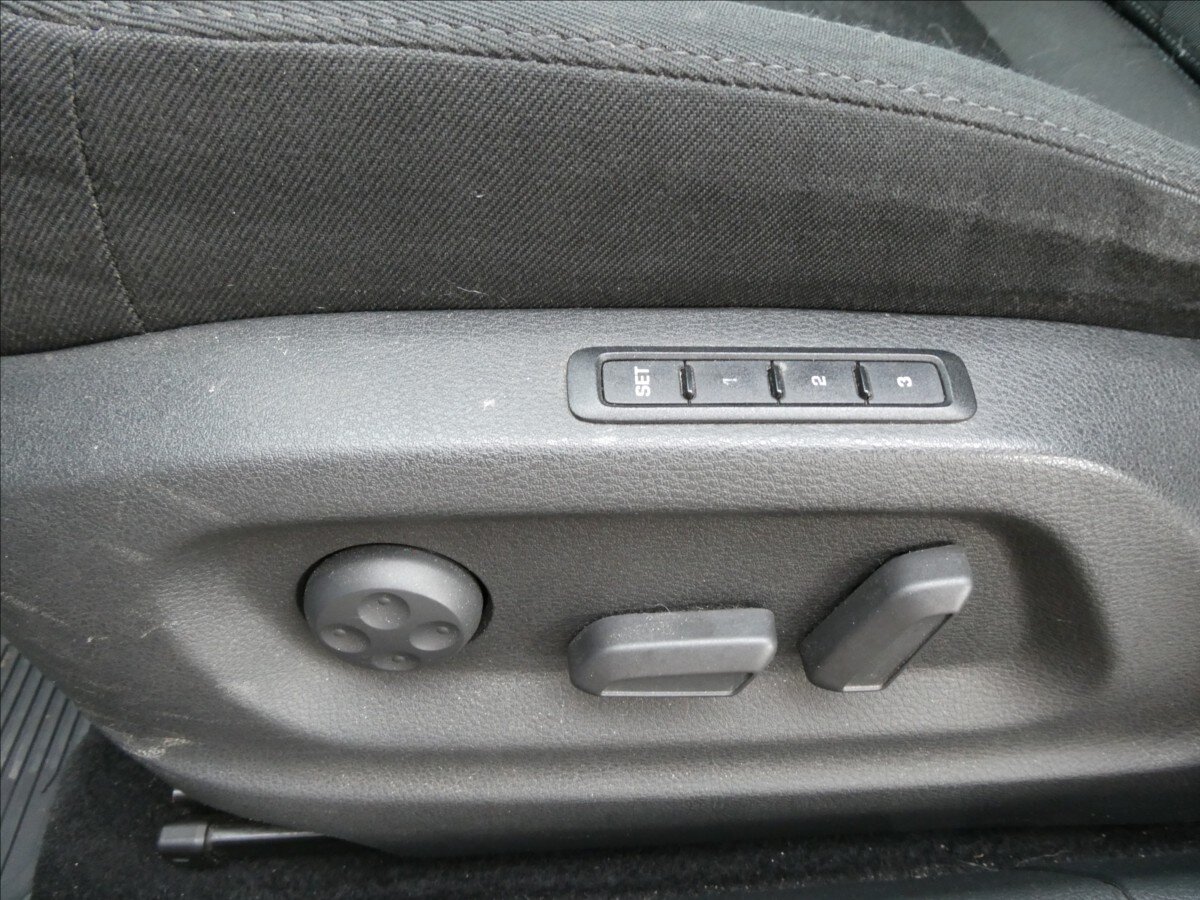 Škoda Yeti SUV / Terénní 1,8 l 118 kw