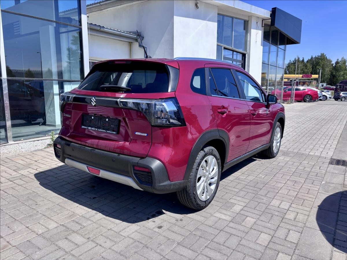 Suzuki S-Cross SUV / Terénní 1,4 l 81 kw