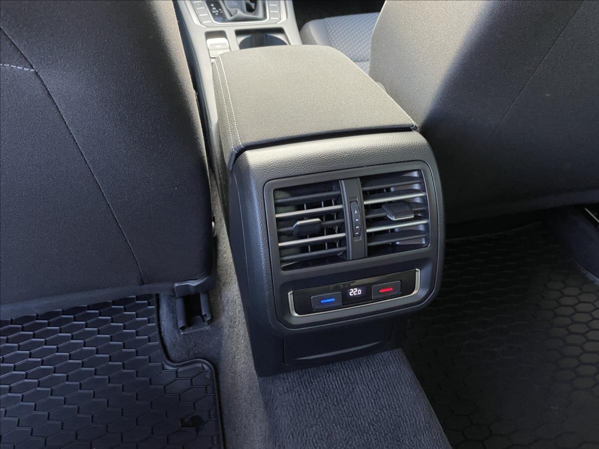 Volkswagen Passat Kombi 2,0 l 110 kw