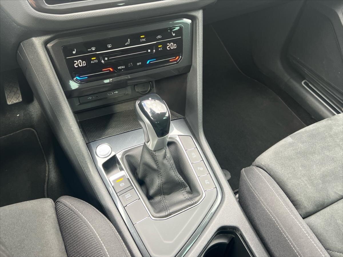 Volkswagen Tiguan SUV / Terénní 1,5 l 110 kw
