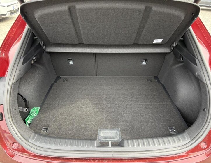KIA XCeed SUV / Terénní 2,0 l 110 kw