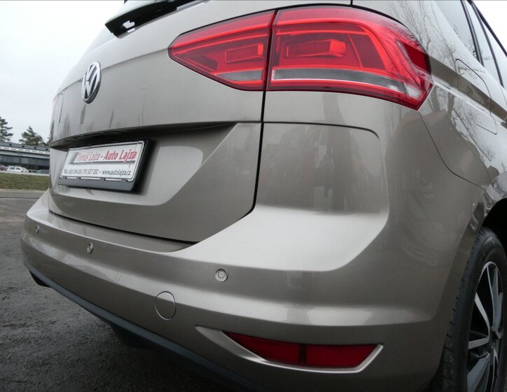 Volkswagen Touran 10