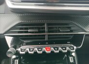 Peugeot 2008 SUV 1,2 l 96 kw