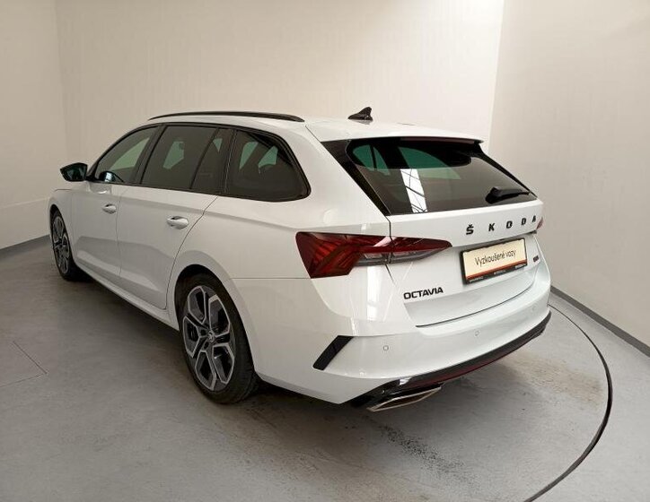 Škoda Octavia Kombi 2,0 l 180 kw