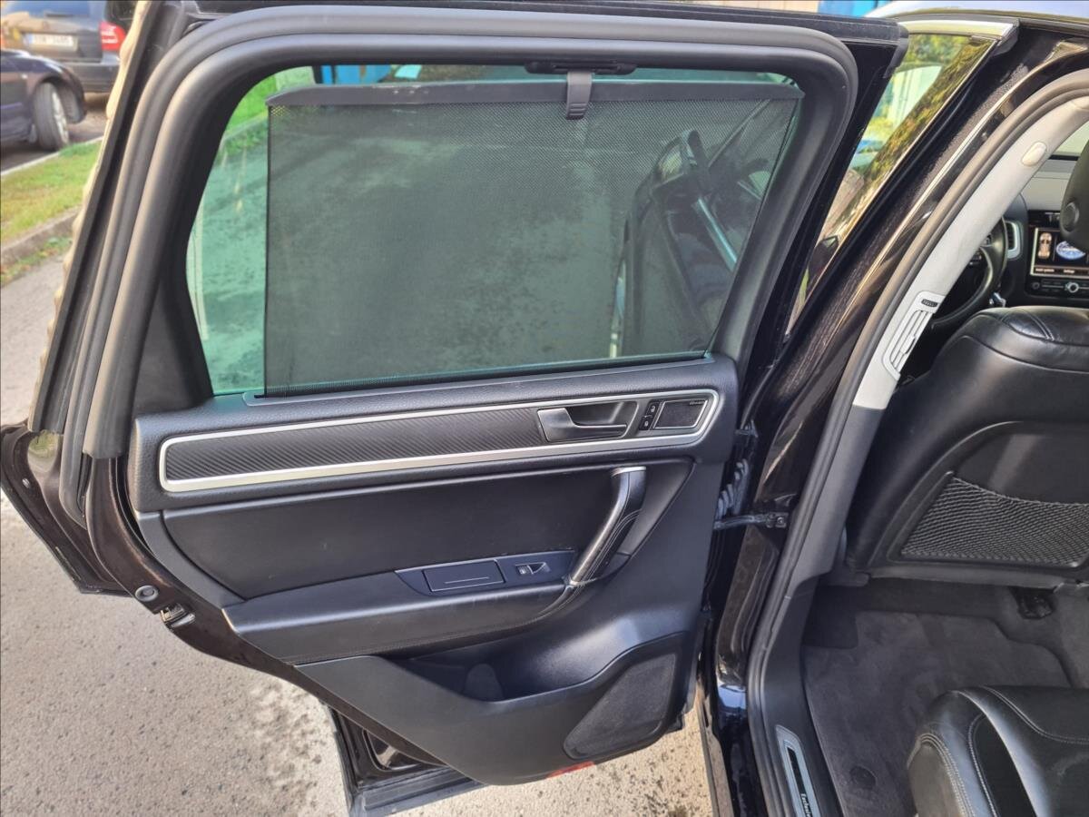 Volkswagen Touareg SUV 4,1 l 250 kw