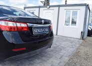 Renault Latitude Sedan / Limuzína 2,0 l 110 kw