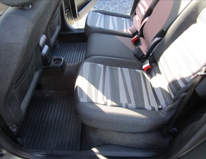 Škoda Roomster Kombi 1,4 l 63 kw