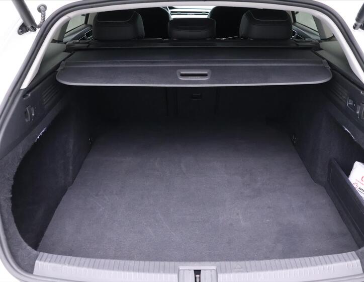 Volkswagen Arteon 10