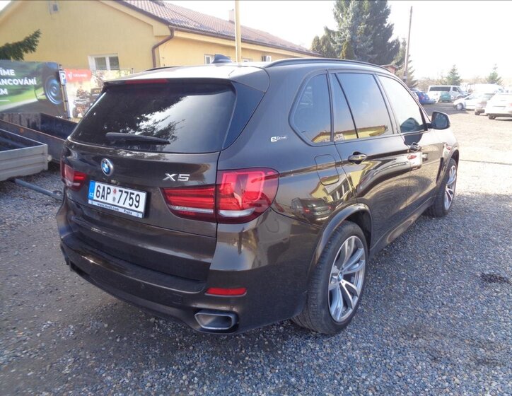 BMW X5 Kombi 2,0 l 180 kw