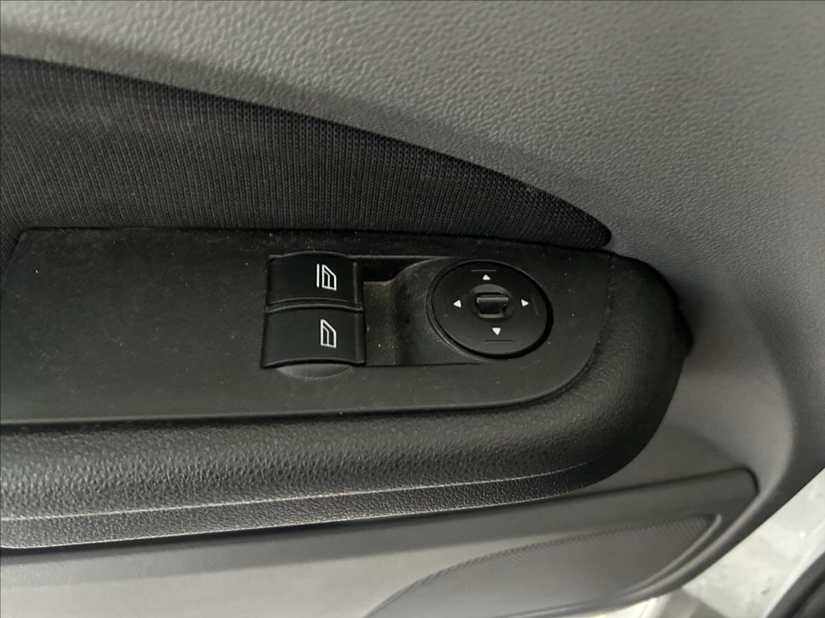 Ford Focus Hatchback 1,6 l 74 kw