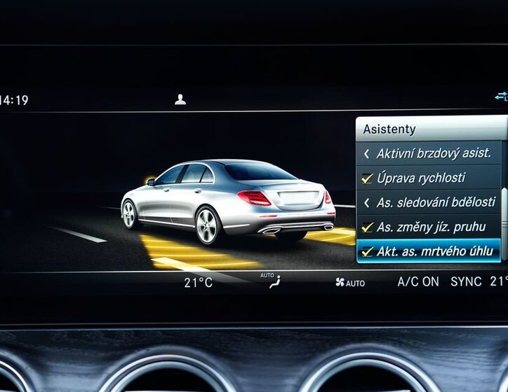 Mercedes-Benz Třídy E Sedan 2,0 l 143 kw