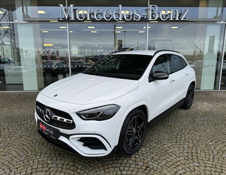 Mercedes-Benz GLA SUV / Terénní 2,0 l 110 kw