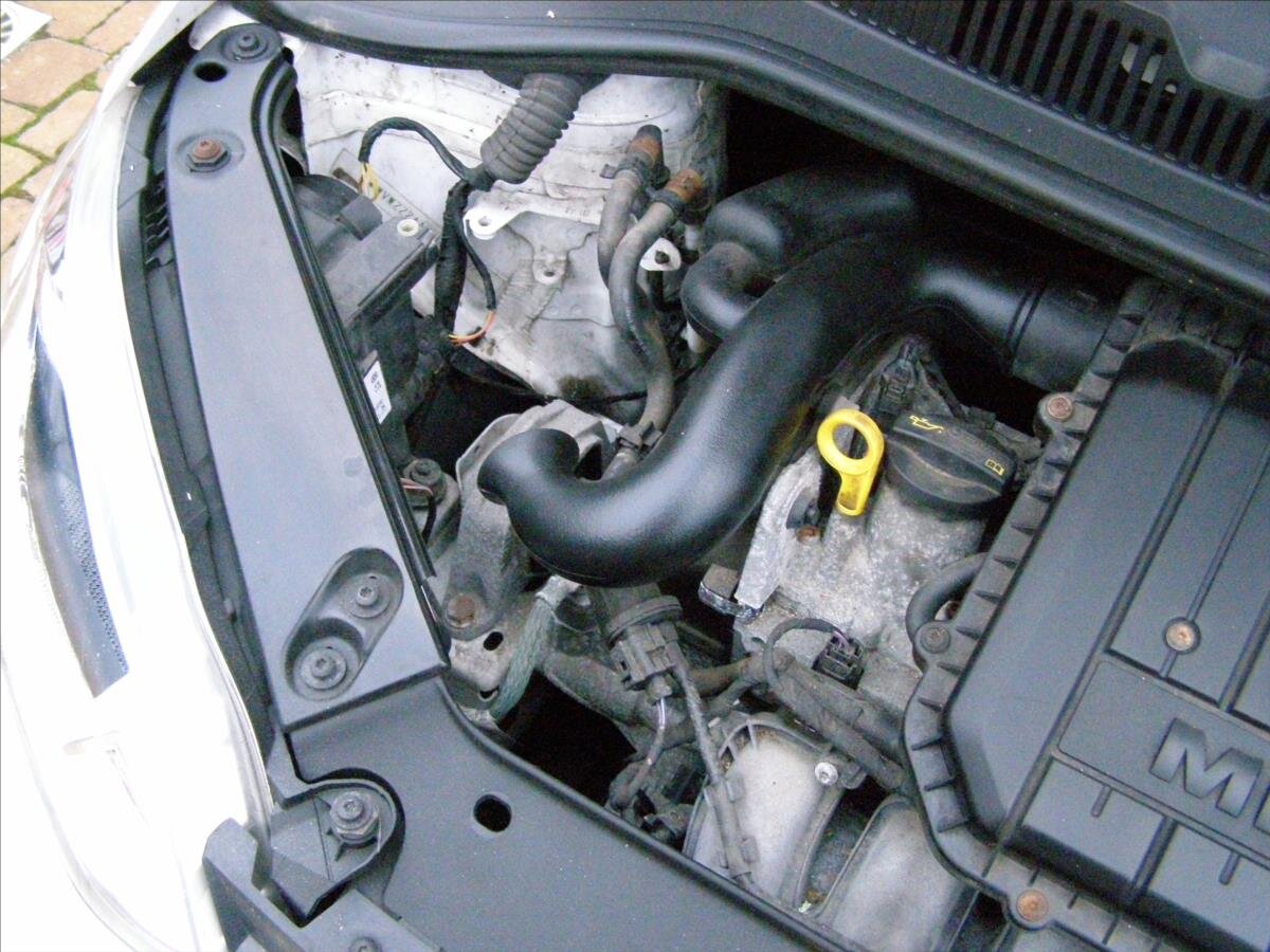 Volkswagen up! Hatchback 999,0 44 kw