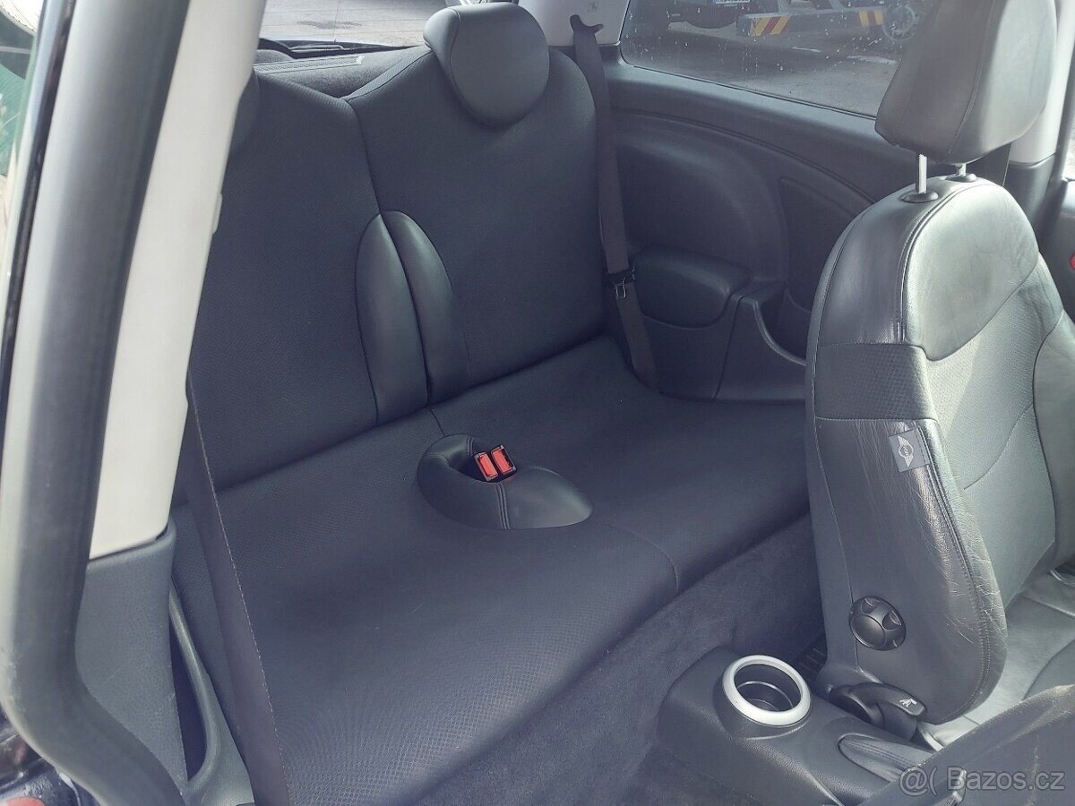 Mini Cooper Hatchback 0,0 85 kw