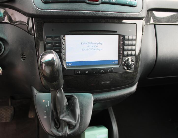 Mercedes-Benz Viano 18