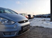 Ford S-MAX MPV 2,0 l 107 kw