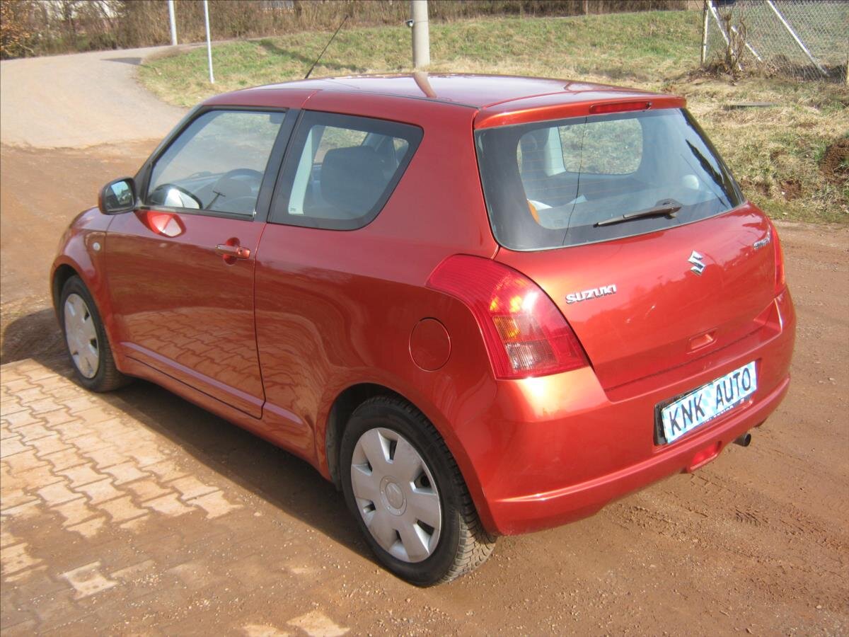 Suzuki Swift Hatchback 1,3 l 67 kw