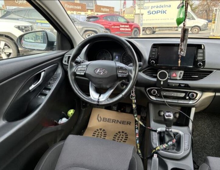 Hyundai i30 Kombi 1,6 l 85 kw