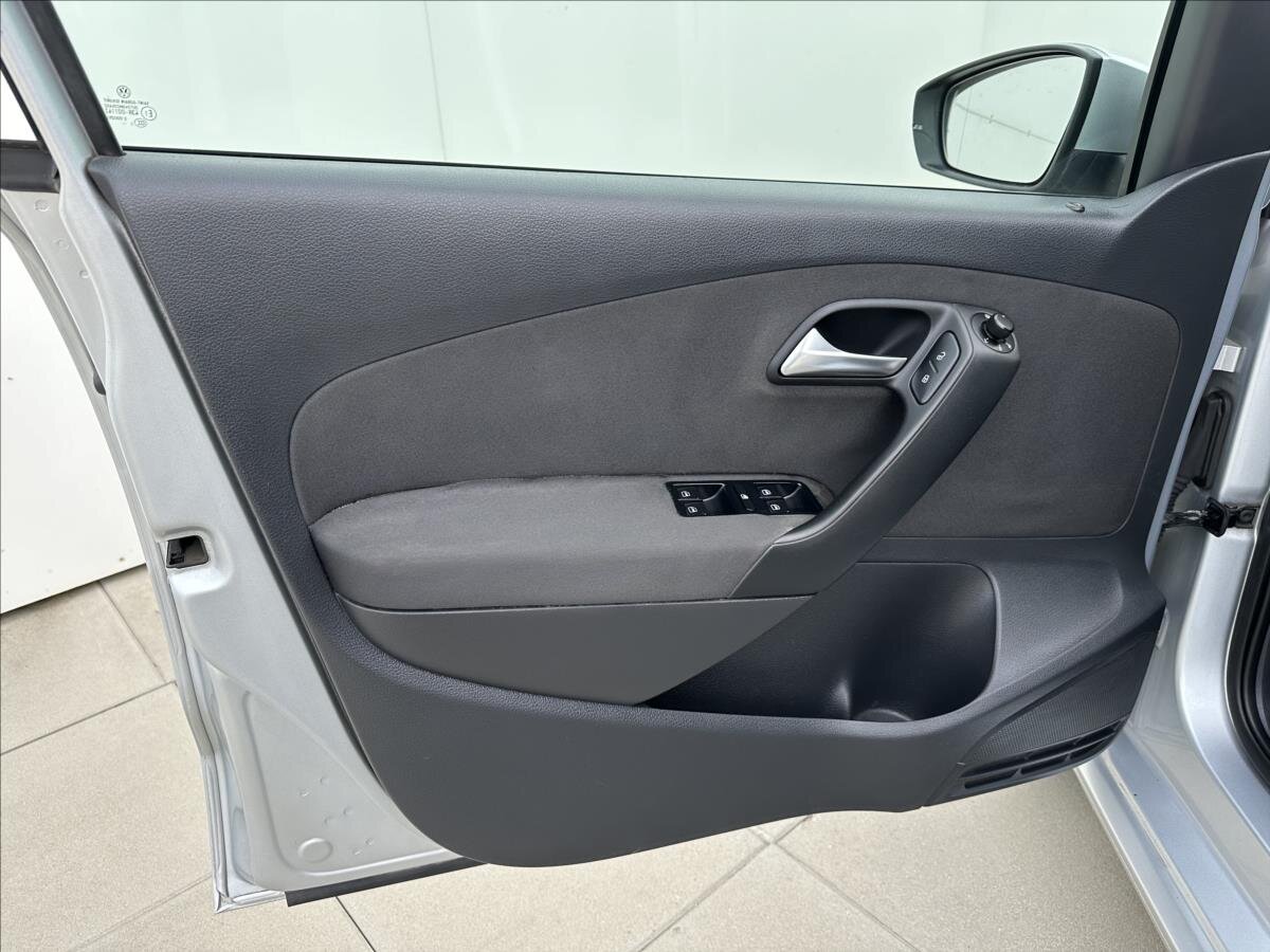 Volkswagen Polo Hatchback 1,6 l 66 kw