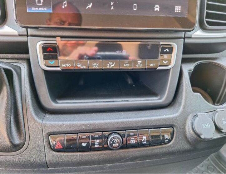 Peugeot Boxer Skříň 2,2 l 132 kw