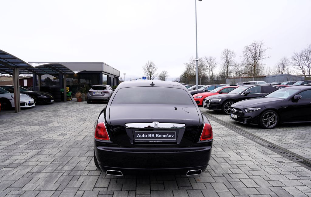 Rolls-Royce Ghost Sedan 6,6 l 420 kw