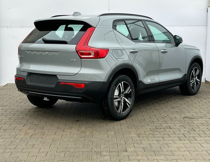 Volvo XC40 6