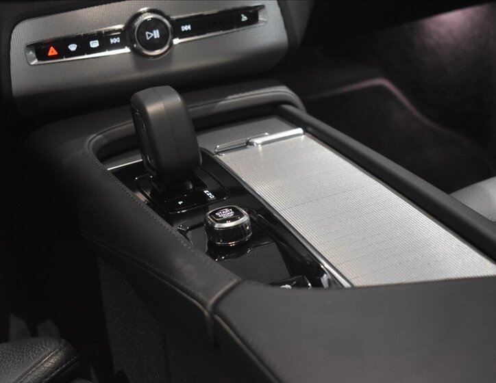 Volvo XC90 SUV 2,0 l 173 kw