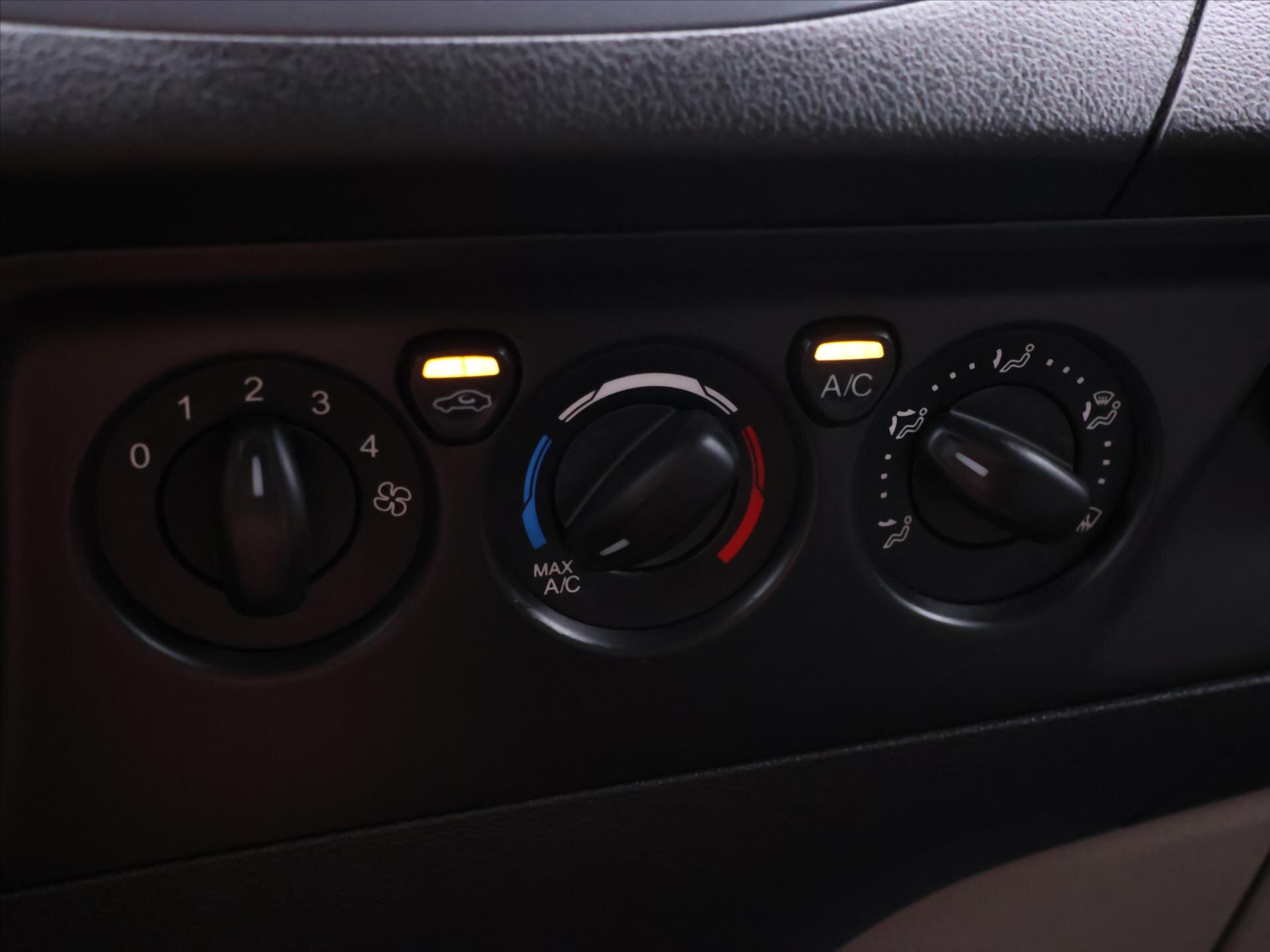 Ford Tourneo Custom MPV 2,0 l 125 kw