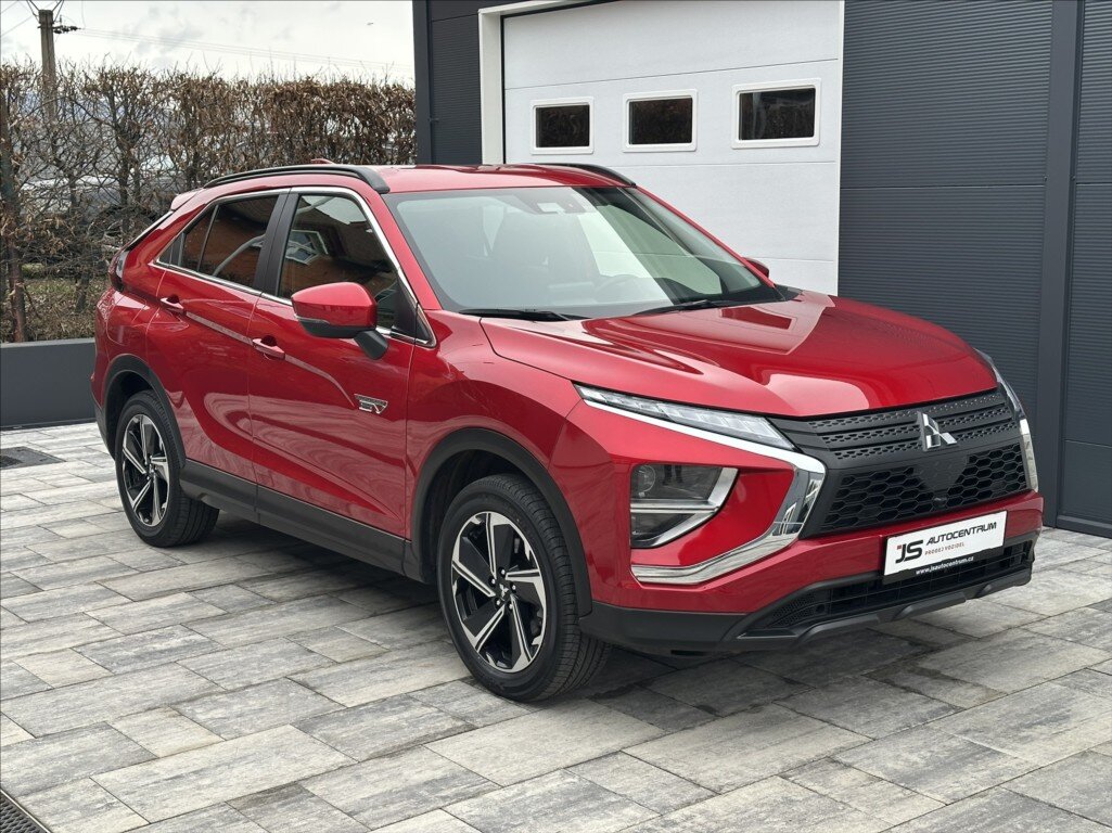 Mitsubishi Eclipse Cross SUV / Terénní 2,4 l 138 kw