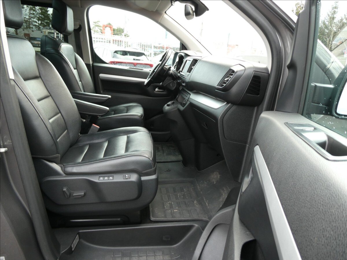 Peugeot Traveller MPV 2,0 l 130 kw