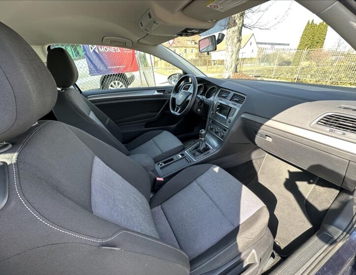 Volkswagen Golf Hatchback 1,2 l 63 kw