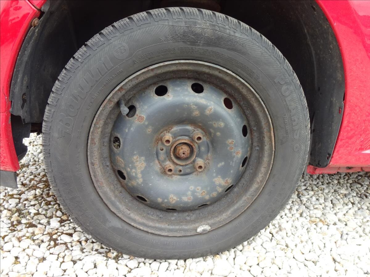 Dacia Sandero Hatchback 1,4 l 55 kw