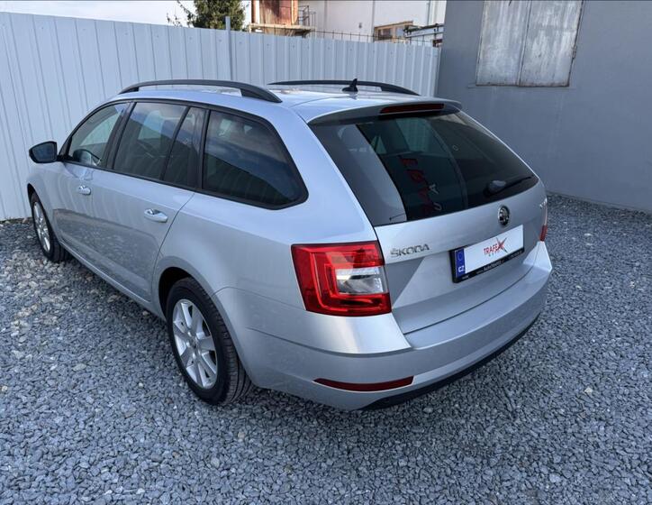 Škoda Octavia 10