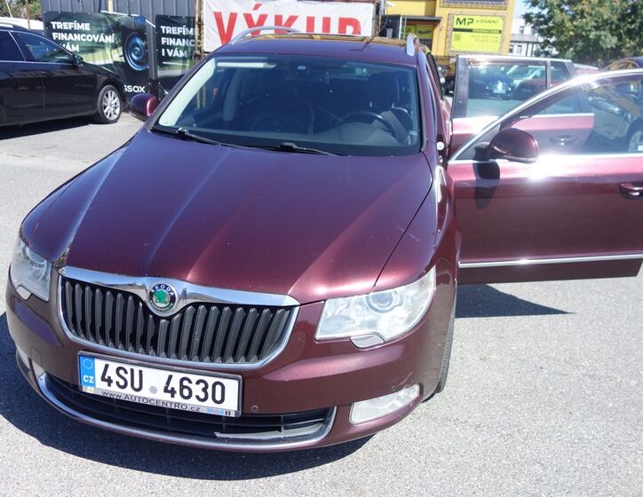 Škoda Superb 15