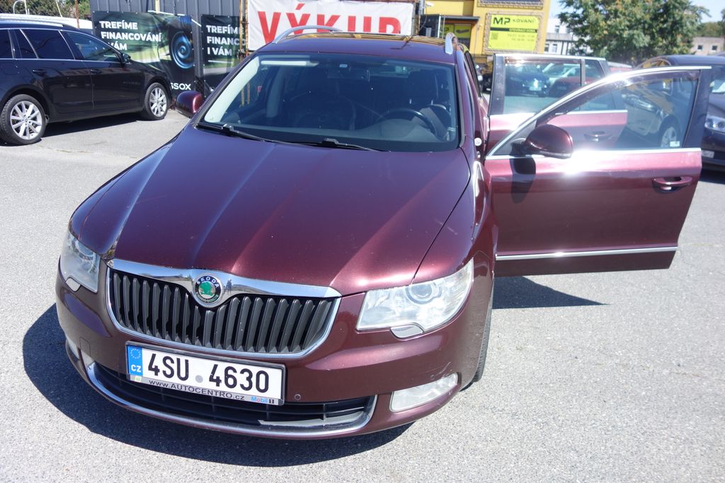 Škoda Superb