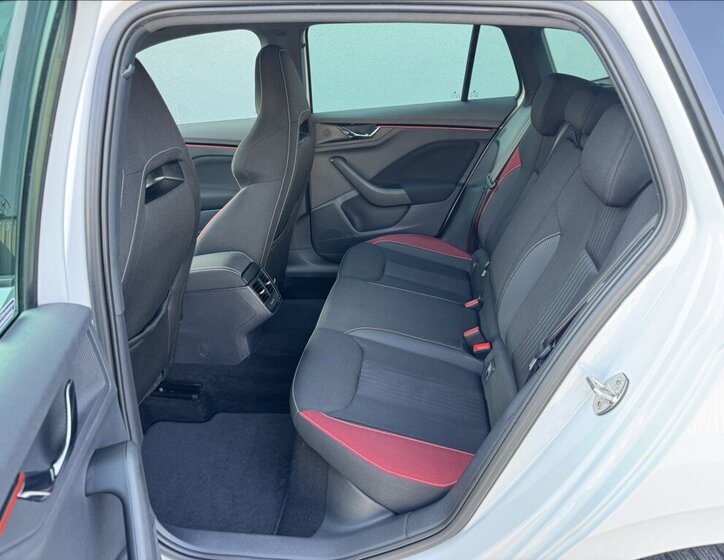 Škoda Scala Hatchback 1,5 l 110 kw