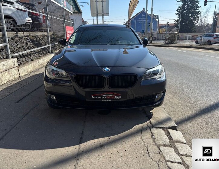 BMW Řada 5 Kombi 3,0 l 190 kw
