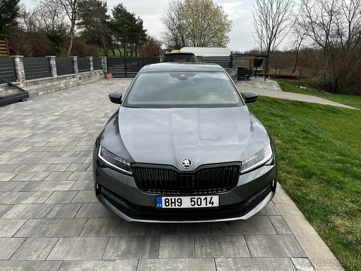 Škoda Superb Sedan / Limuzína 2,0 l 206 kw