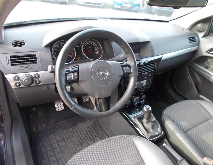 Opel Astra 17