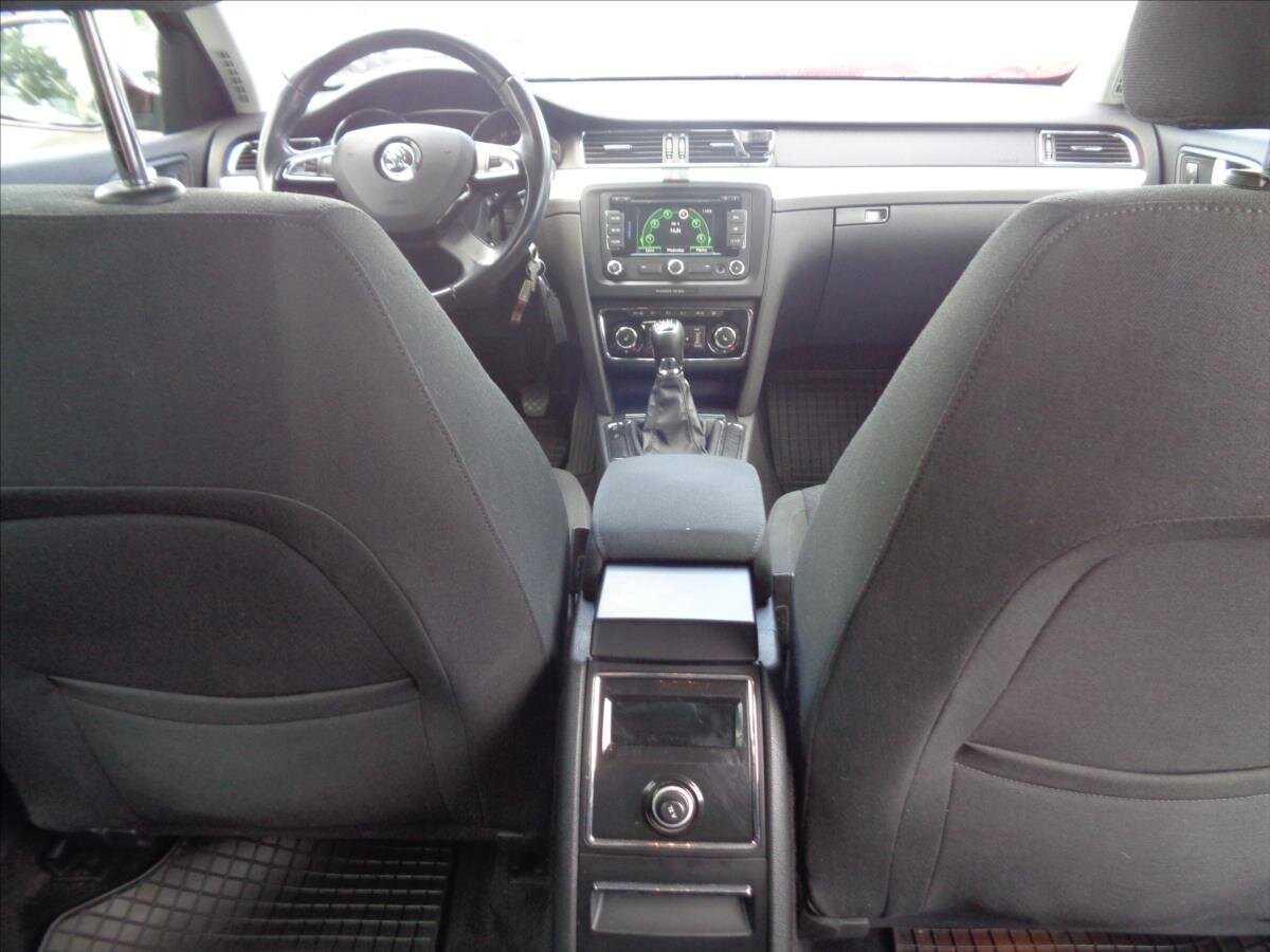 Škoda Superb Kombi 1,8 l 118 kw