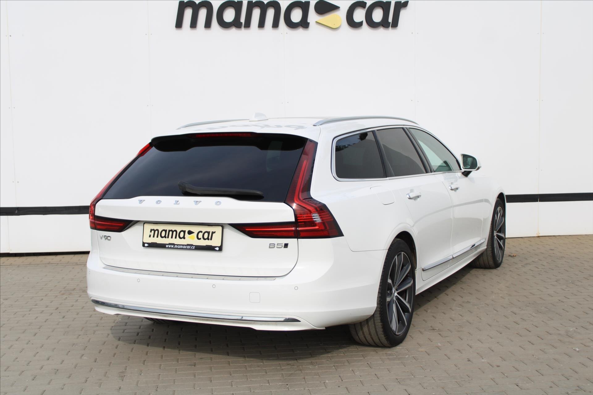 Volvo V90 Kombi 2,0 l 173 kw