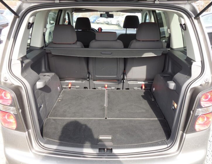 Volkswagen Touran MPV 2,0 l 103 kw