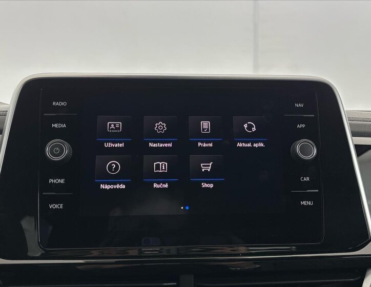 Volkswagen T-Roc SUV / Terénní 1,5 l 110 kw
