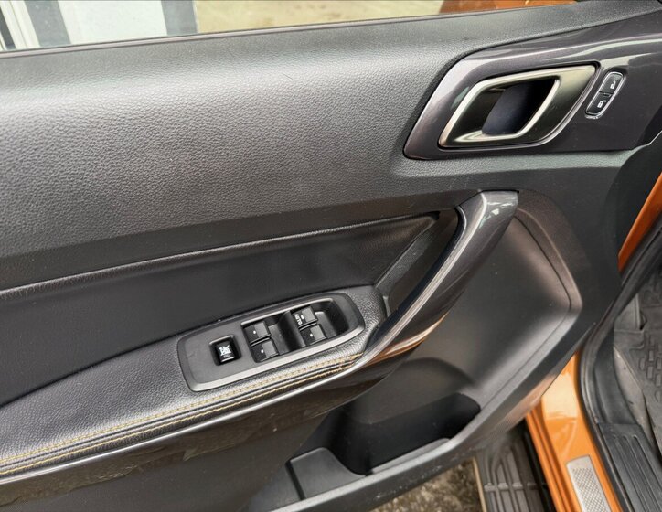 Ford Ranger Pick-up 2,0 l 156 kw