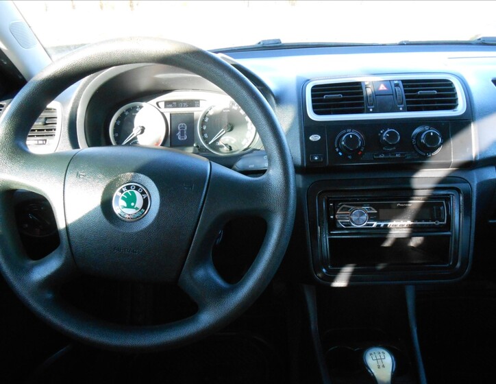 Škoda Roomster 16