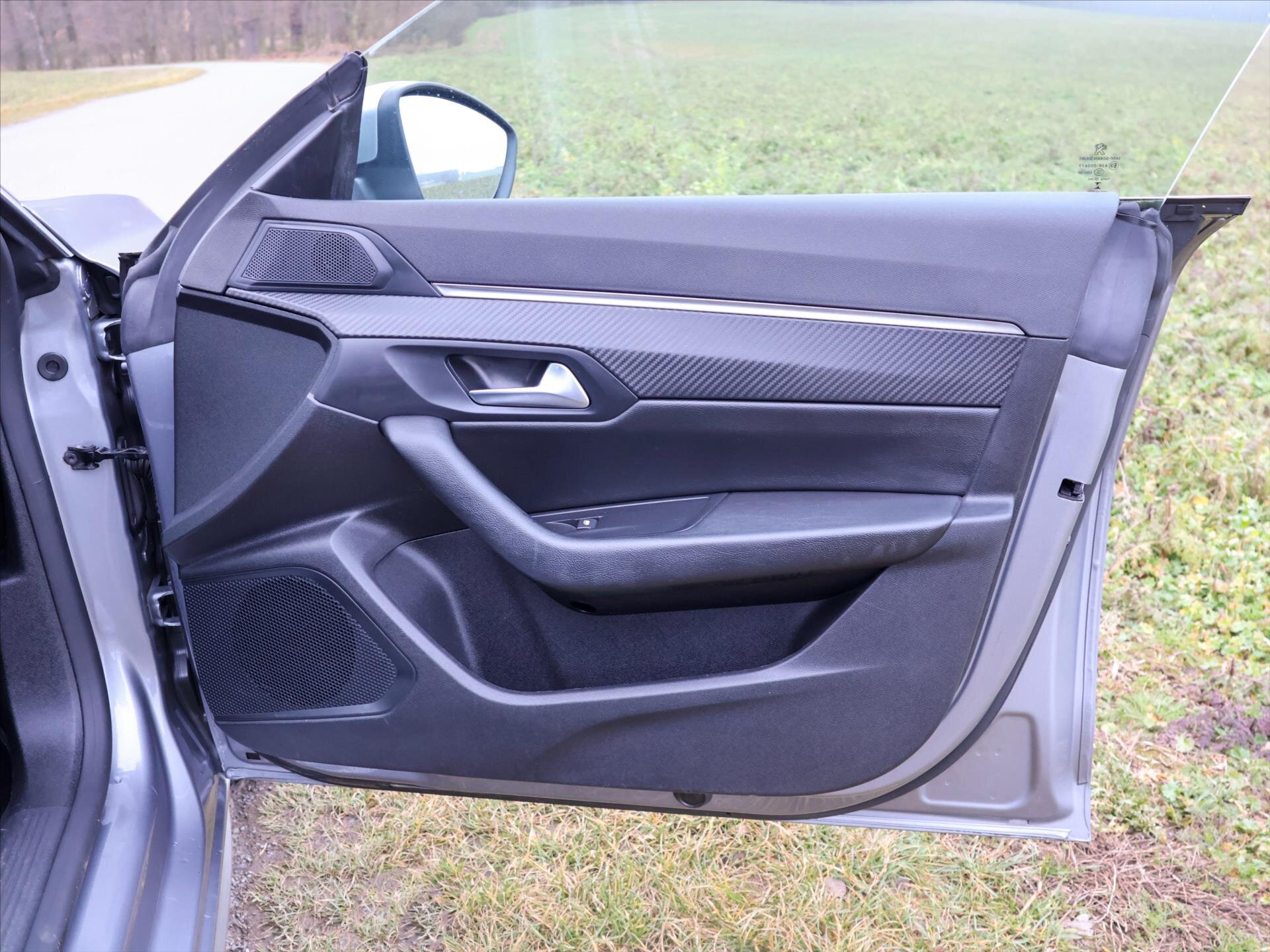 Peugeot 508 Liftback 1,6 l 133 kw