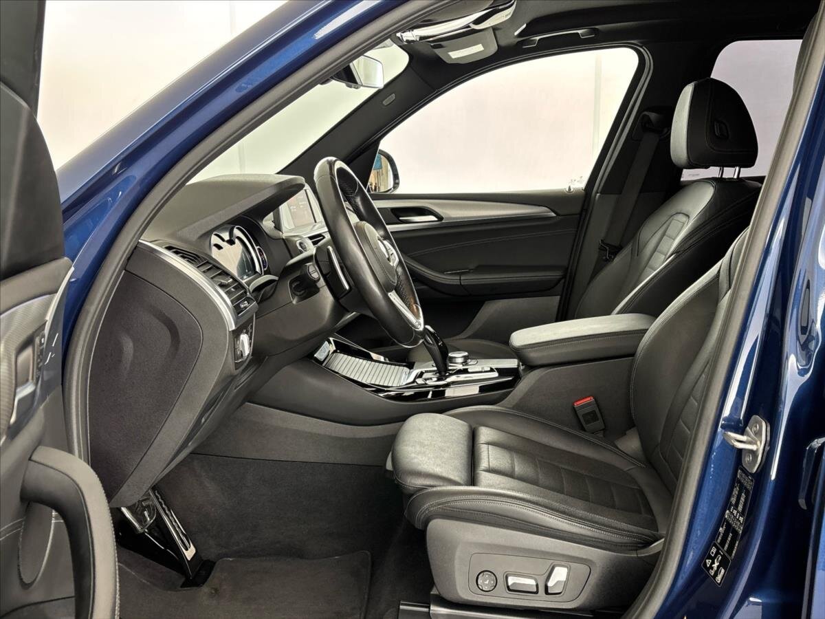 BMW X3 SUV / Terénní 2,0 l 140 kw