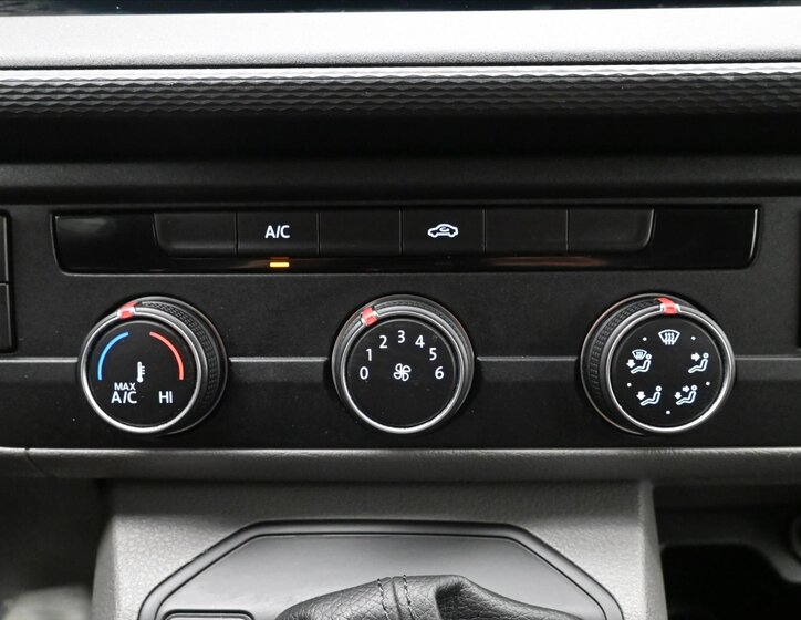 Volkswagen Transporter Skříň 2,0 l 110 kw